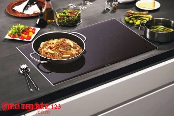 các đồ dùng nấu bếp từ